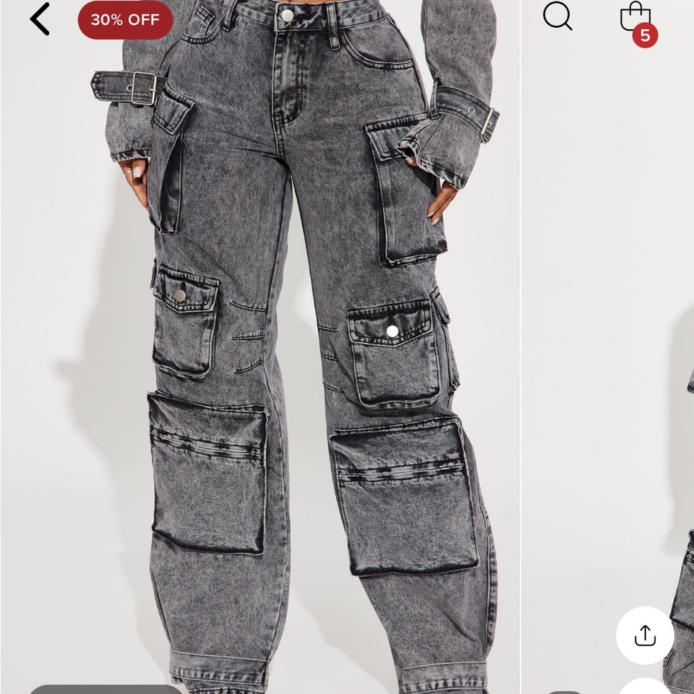 11 Pockets
